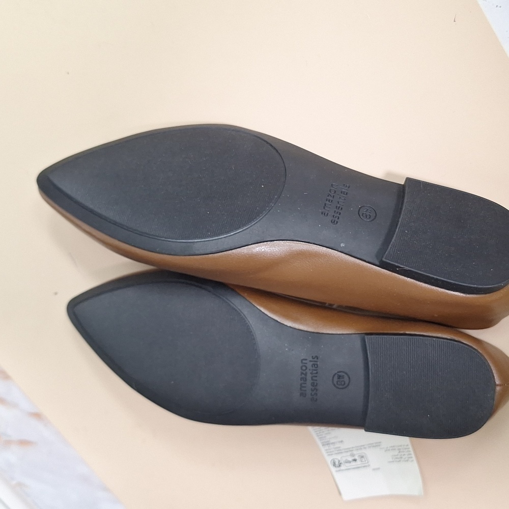 Amazon Essentials Point Toe Flats Slip On Shoes Brown - Picture 9 of 9